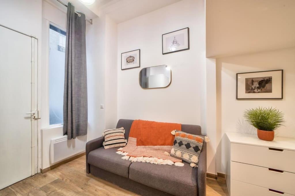 Bel Appartement Au Coeur De Montmartre 파리 외부 사진