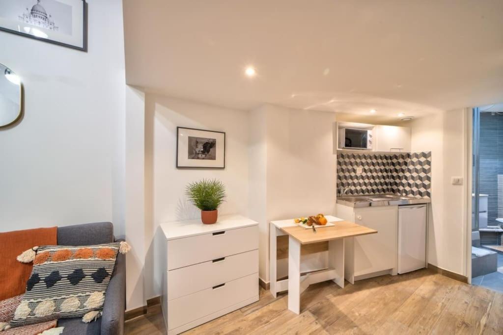 Bel Appartement Au Coeur De Montmartre 파리 외부 사진