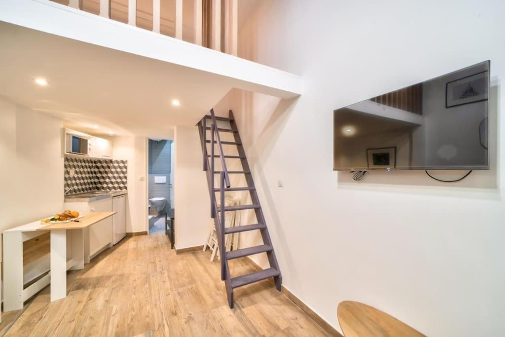 Bel Appartement Au Coeur De Montmartre 파리 외부 사진